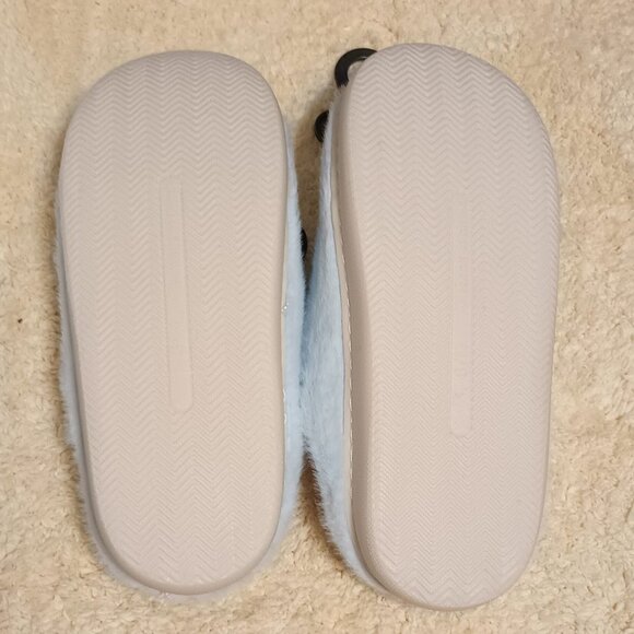 NWT ~ Snoopy (S/M) Sherpa Fleece Lined Plush Scuff Slippers - Picture 4 of 6